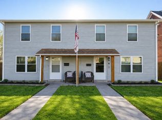 1218 N 3rd St #2, Saint Charles, MO 63301