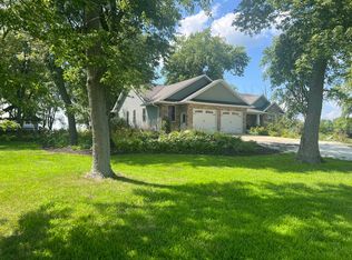 3185 N 1200 East Rd, Clifton, IL 60927