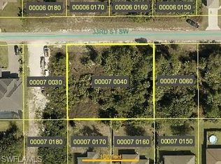3025 33rd St SW, Lehigh Acres, FL 33976
