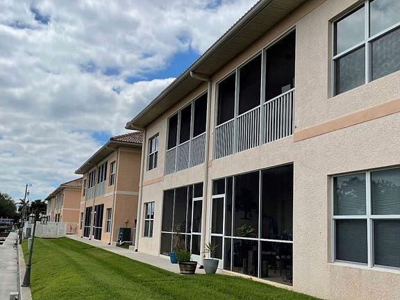 3rd image of 5135 Coronado Pkwy APT 106