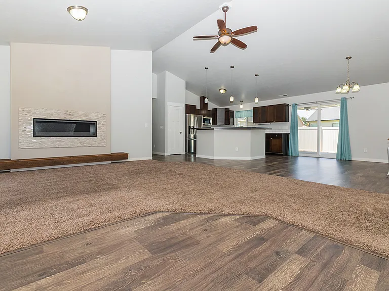 4203 S Draco Ct — Photo 2