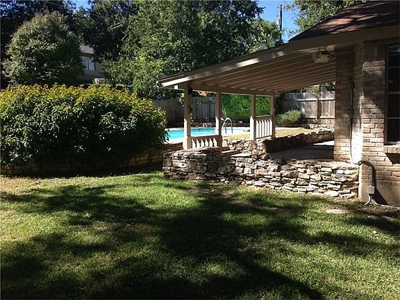 4th image of 307 Cedarbrook Ct
