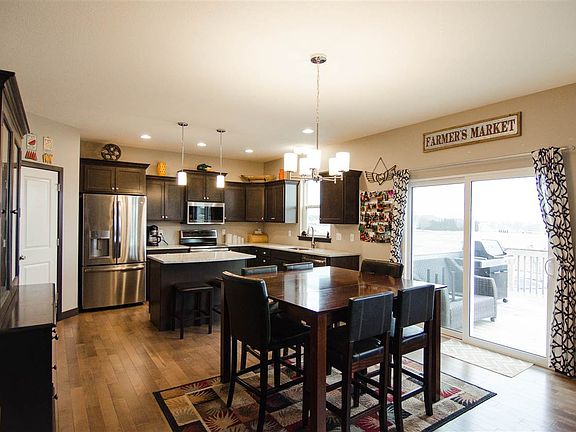 4th image of 2814 Arbors Dr
