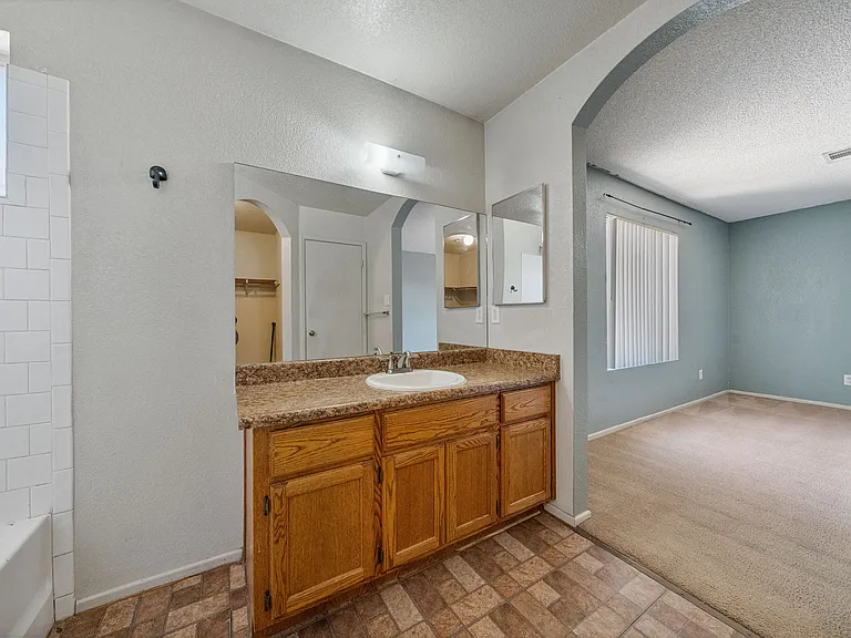 6378 E 45th Ln — Photo 15