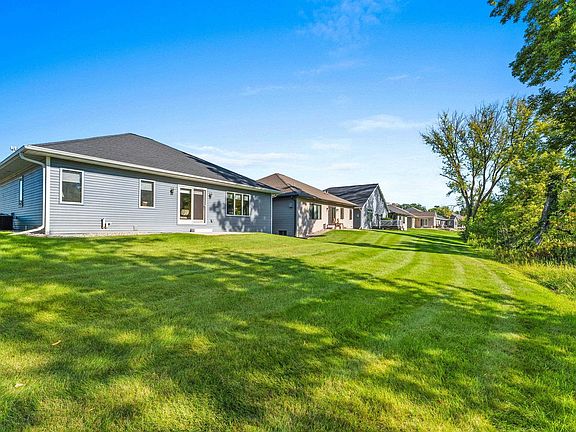 2nd image of 2584 Farmington Way