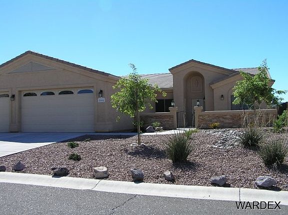 3rd image of 2094 E Valor Dr
