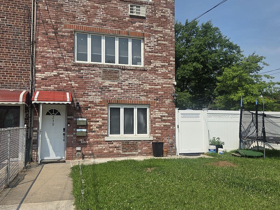 1st image of 239 Hollywood Ave #1