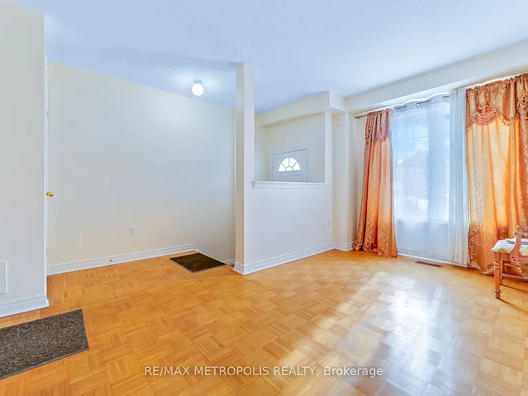 16B Gower St #MAIN — Photo 3