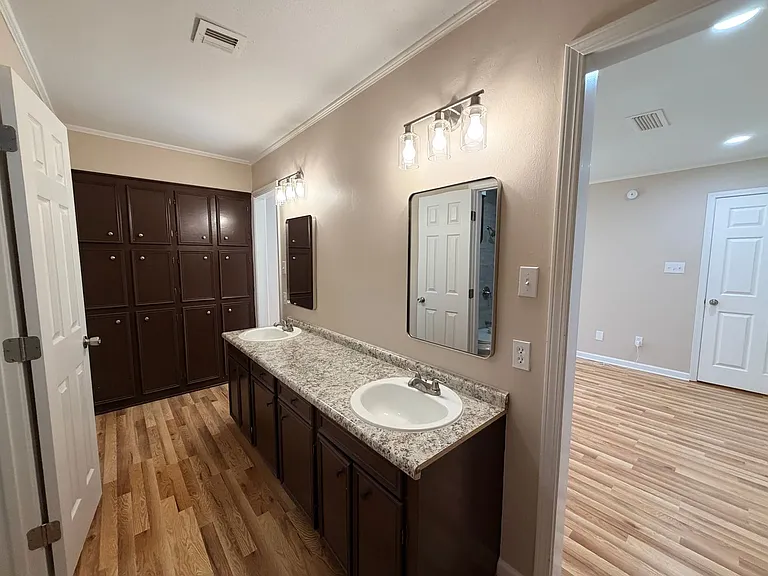 5047 Town North Dr — Photo 17