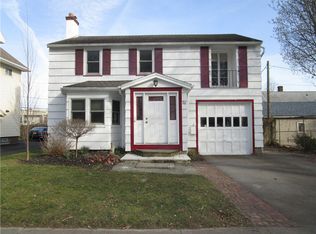 28 Amsterdam Rd, Rochester, NY 14610