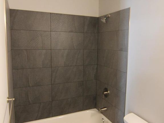 5th image of 414 S 13th St #608
