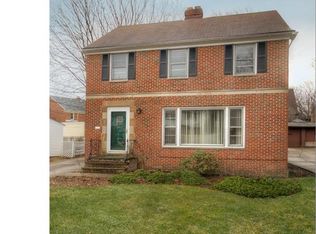 2371 Eardley Rd, University Heights, OH 44118