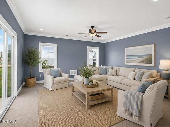 4th image of 412 Elgin Road