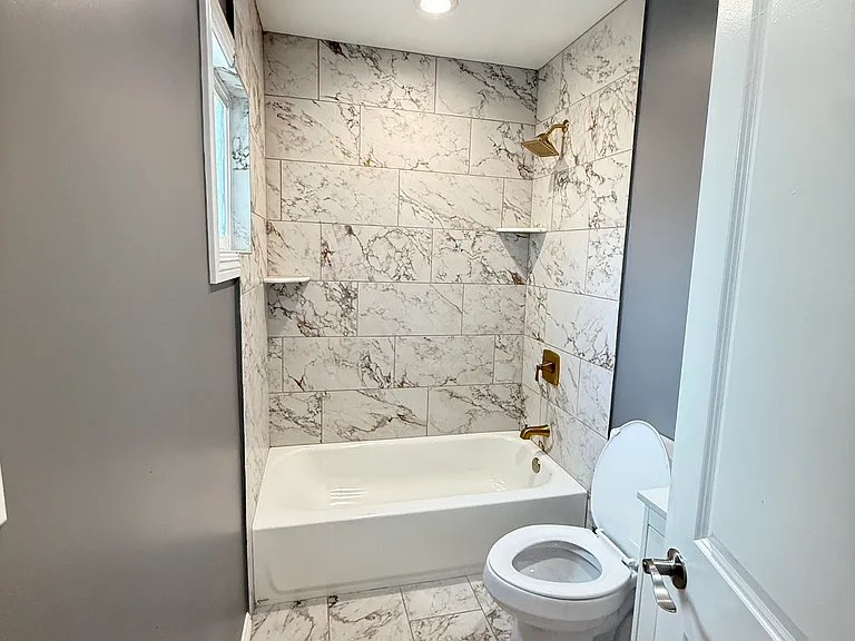 838 E 99th St #840 — Photo 4