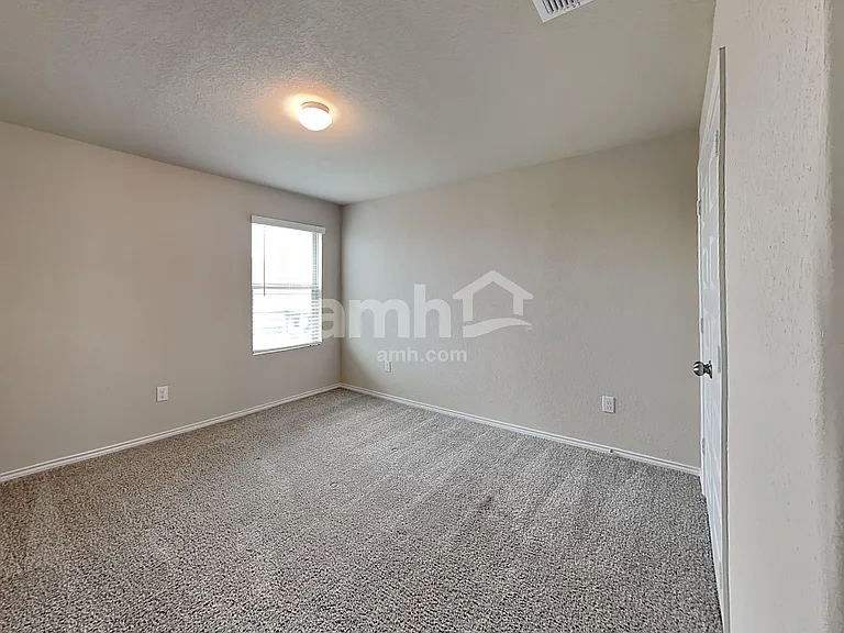 719 Red Barn Bnd — Photo 21