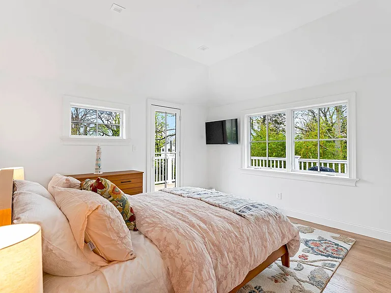 28 Dartmouth Rd — Photo 19