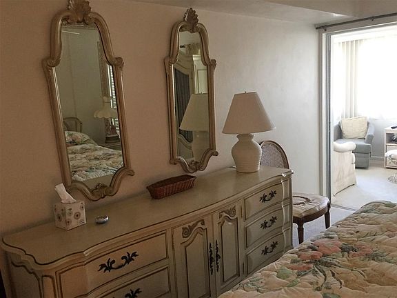 king bed in master bedroom