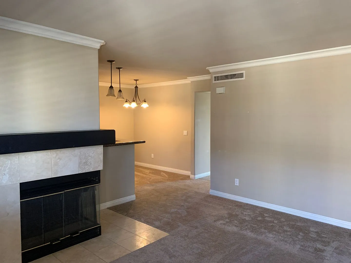 Move-In Ready 2 Bed / 2 Bath 2 Weeks Free! — Photo 2