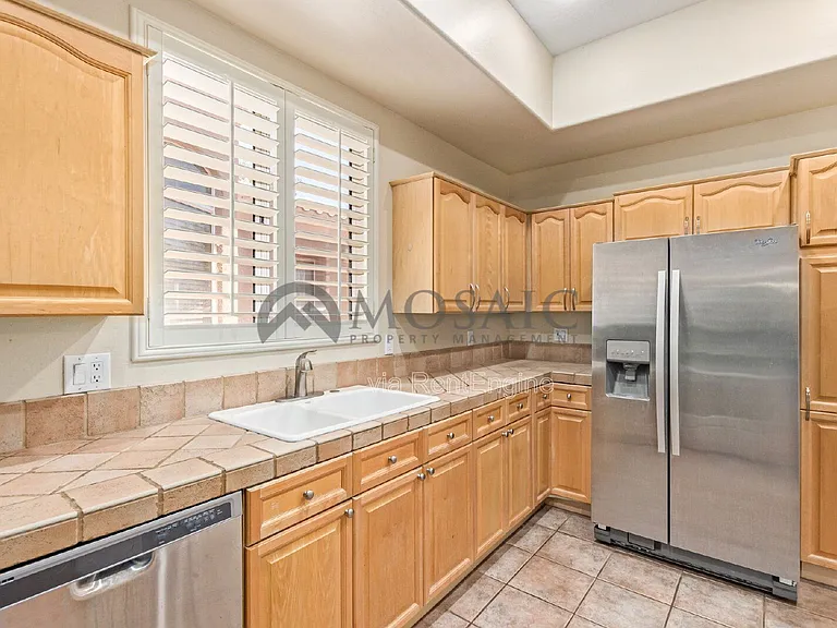 3800 S Cantabria Cir #1065 — Photo 12