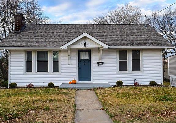 2nd image of 7529 Folk Ave