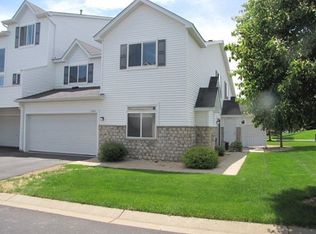 6844 Meadow Grass Ln S, Cottage Grove, MN 55016