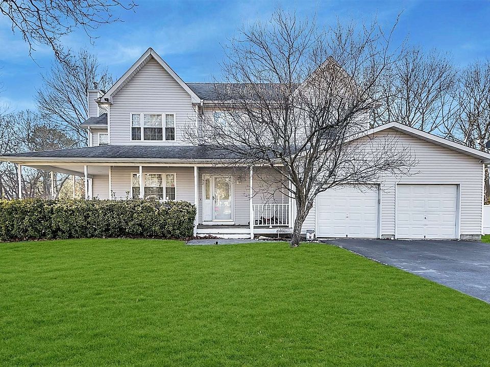 1st image of 32 Gaetano Ln