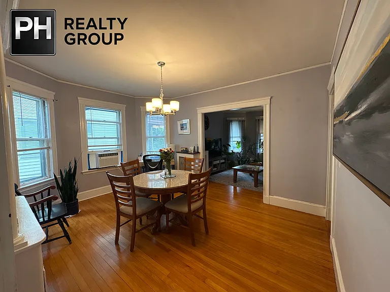37 Irma Ave — Photo 8