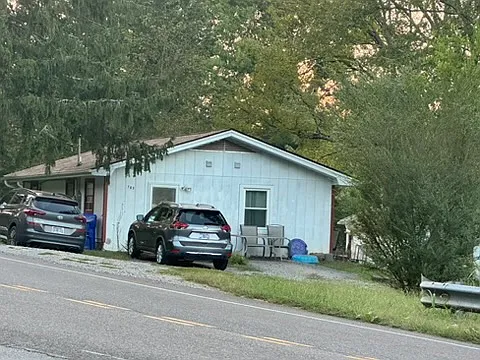 3 bed, 1008 sqft, $1,700 — Photo 4