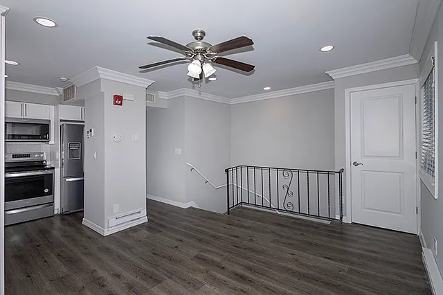 Fairfield Manor at Rocky Point — Photo 21