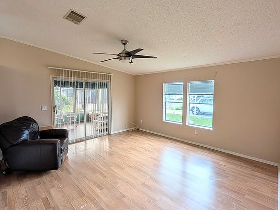 2nd image of 1738 Western Redwood Ave