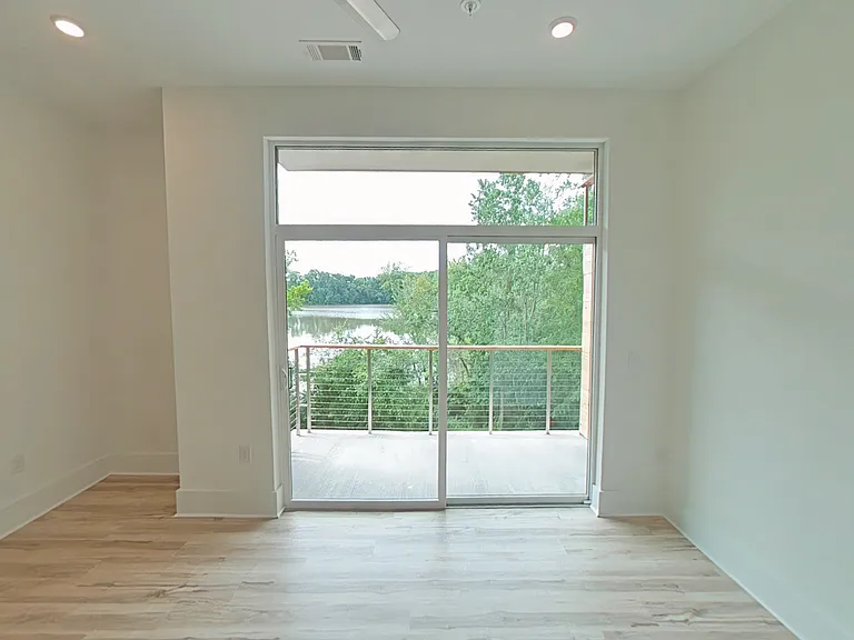 2441 Campus Shore Dr #307 — Photo 7