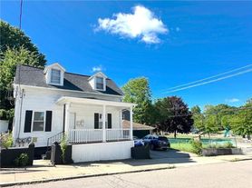 24 Vale St, Providence, RI