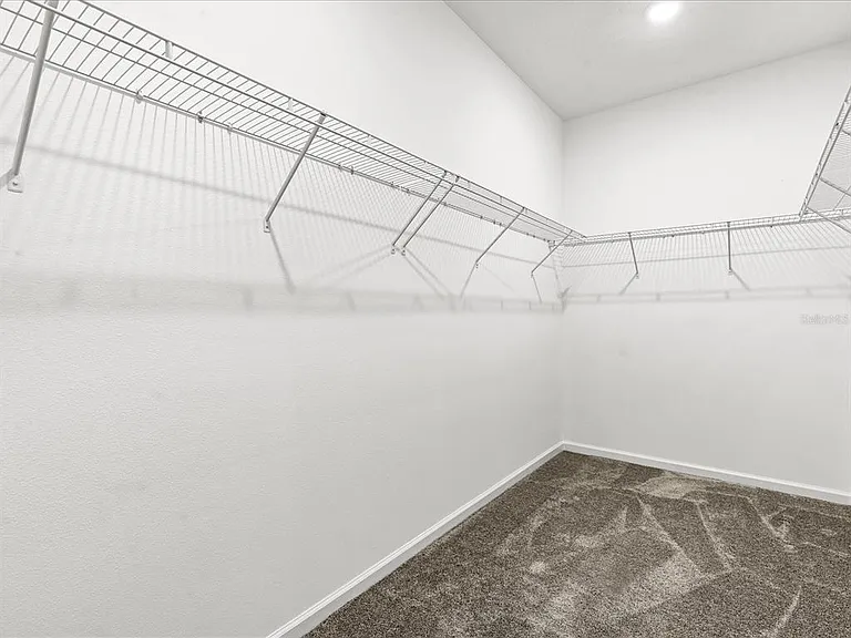 2952 Armstrong Ave — Photo 10