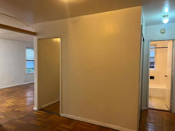 42-40 Bowne Street image 4 of 6