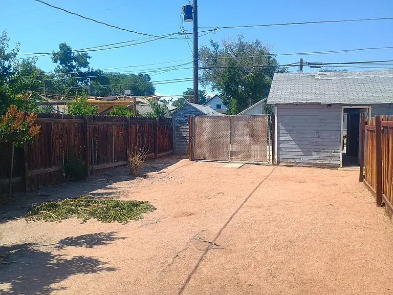 242 Gunnison Ave #1 — Photo 2