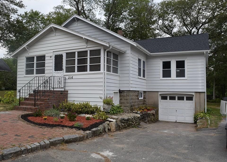 1st image of 216 Weymouth St