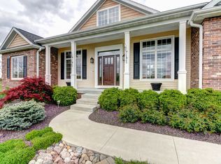 11760 Cemetery Rd, Argenta, IL 62501