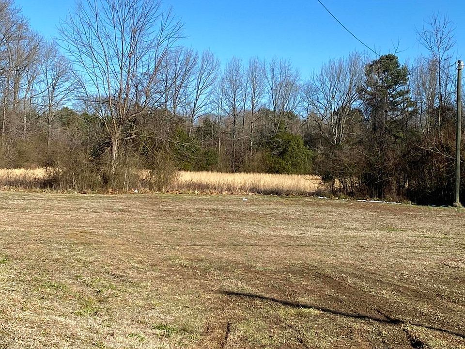 2nd image of 52 Price St