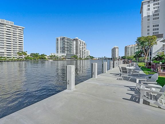2nd image of 741 Bayshore Drive #14N
