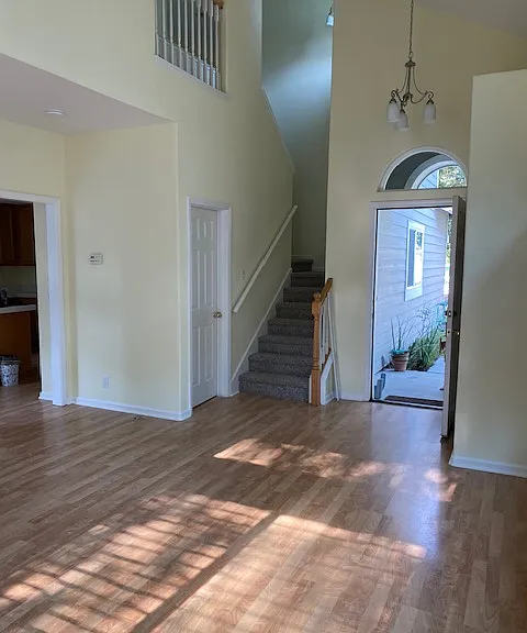 1321 Farragut Cir — Photo 16