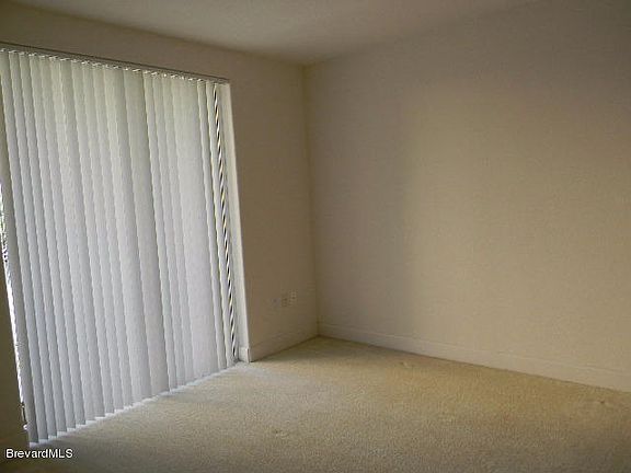 3rd image of 817 Mystic Dr APT 201