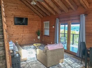 416-418 Hayes Dr, Kodak, TN 37764