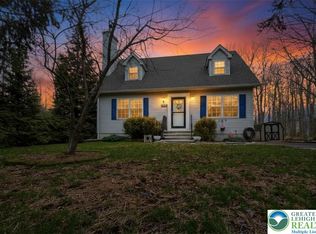3529 Peak Dr, Tobyhanna, PA 18466