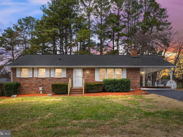 12418 Greengate Rd, Fredericksburg, VA 22407