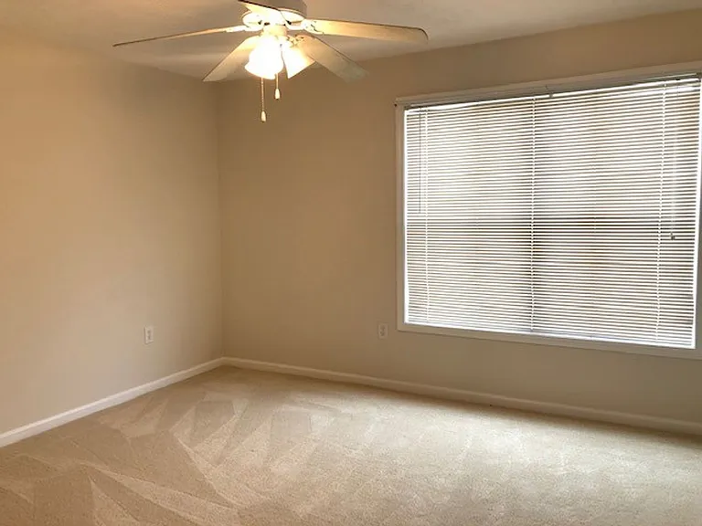 1385 S Donahue Dr #1-102 — Photo 18