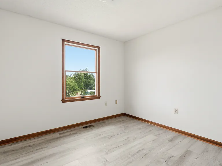 111 Labella Ct — Photo 28