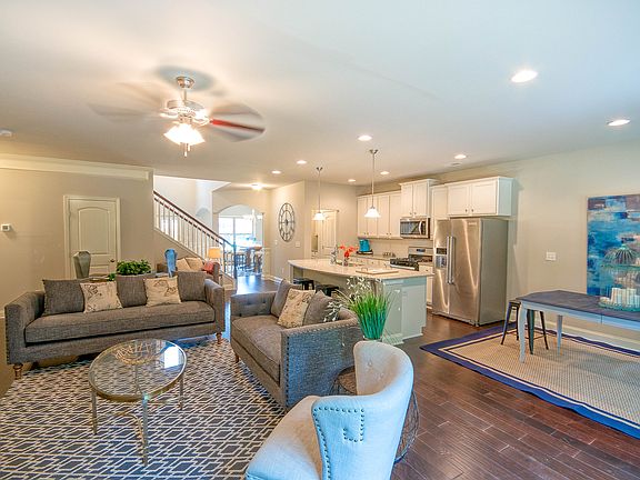 4th image of 121 Chesire Cove Ln