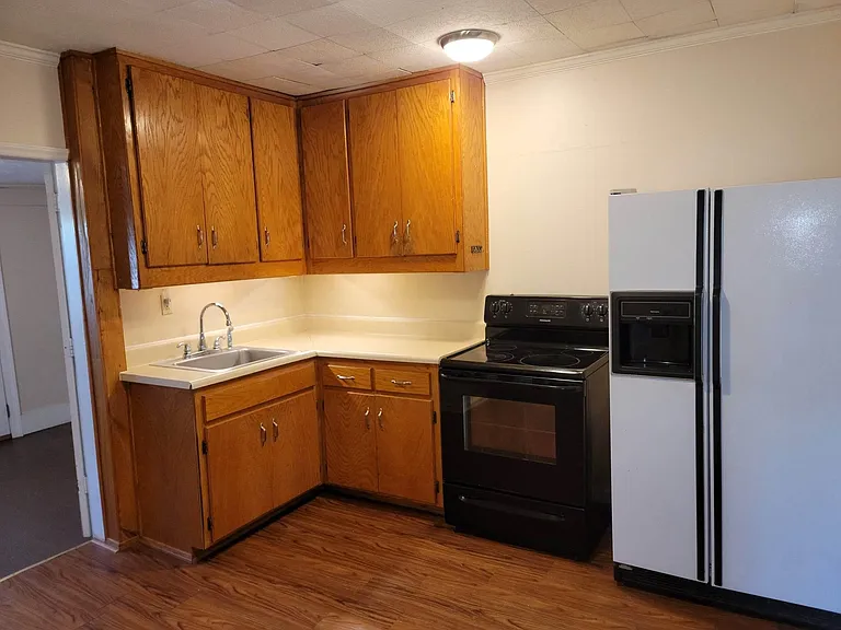 41 Westwood Pl #1 — Photo 4
