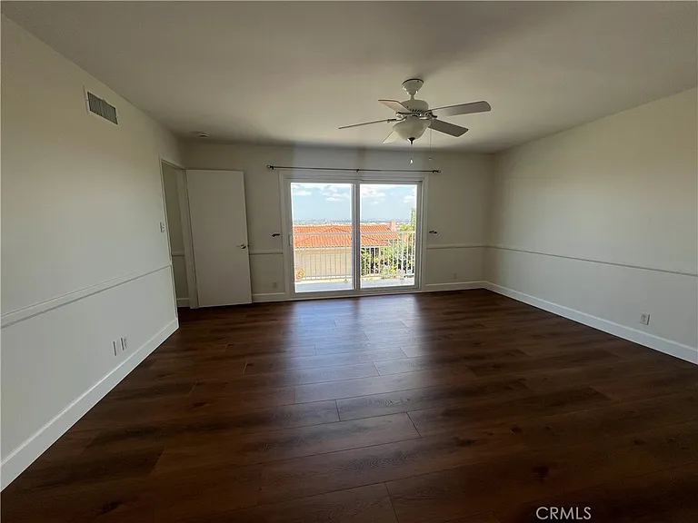 4016 Mesa St — Photo 45