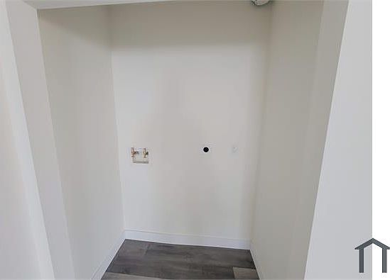 4th image of 8717 Hooper Ave #Adu